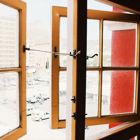 Scalabrini Accommodation ケープタウン エクステリア 写真
