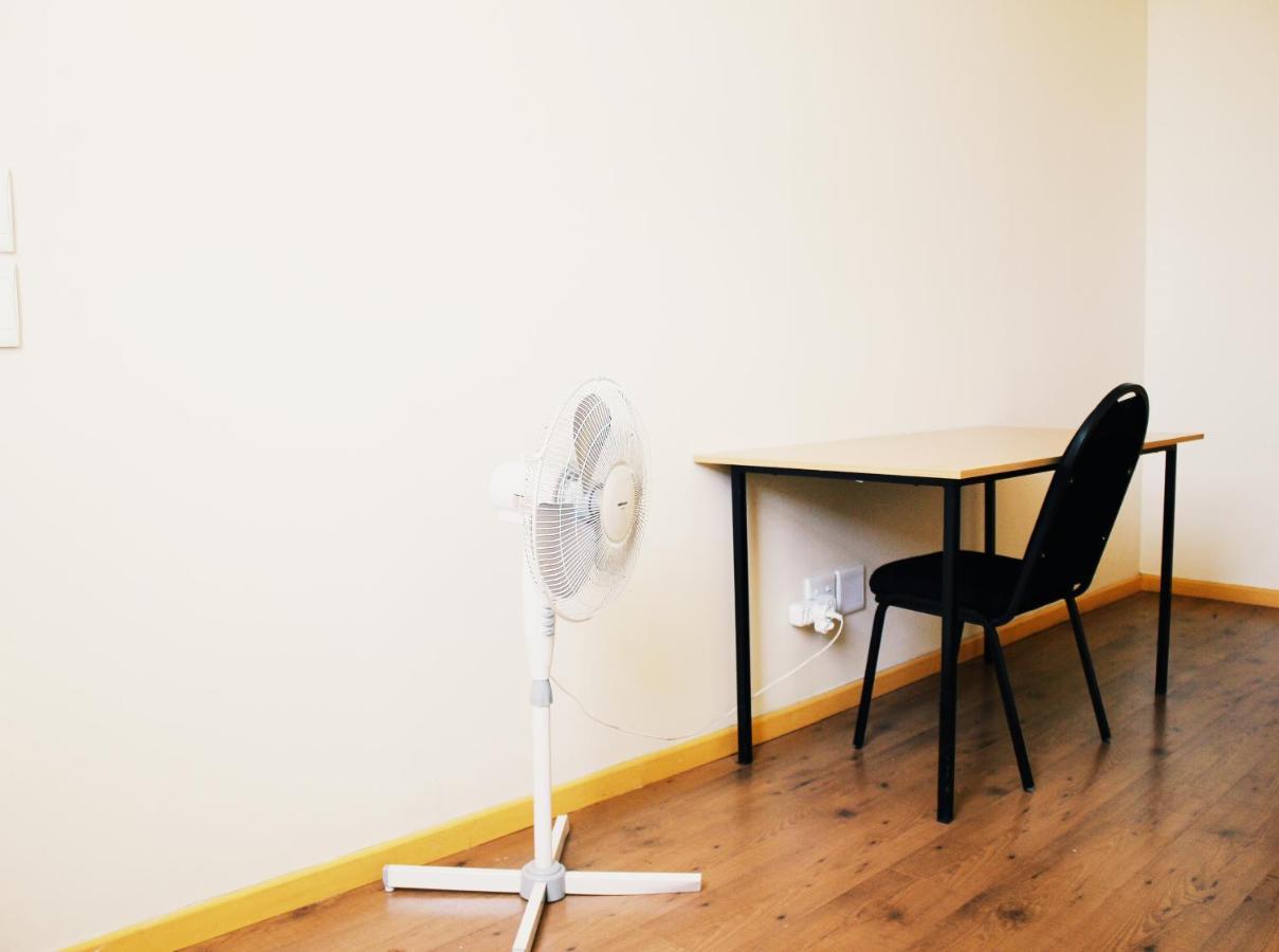 Scalabrini Accommodation ケープタウン エクステリア 写真